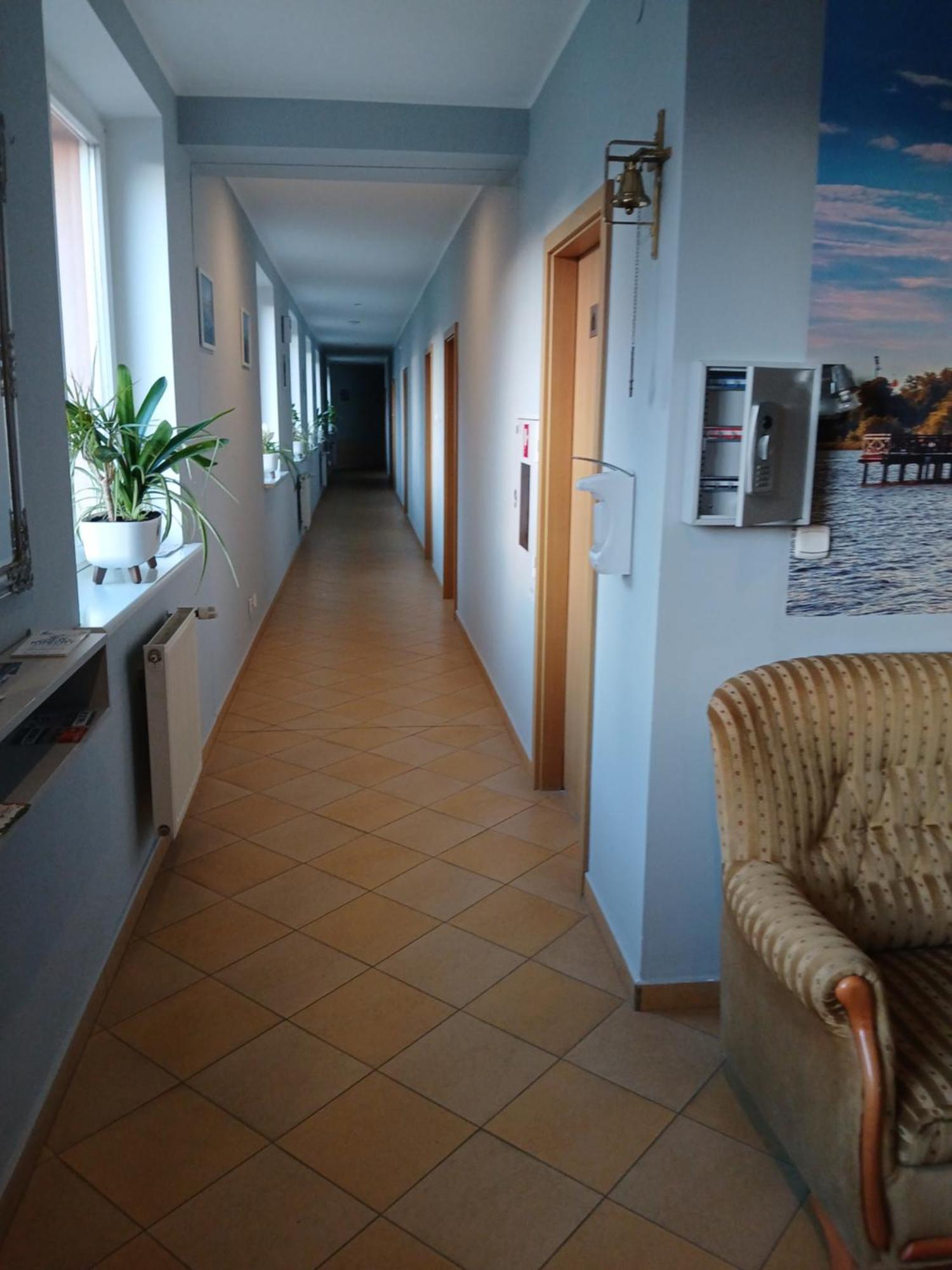 Dom Brama Mazur Bed & Breakfast Ostroda Exterior photo