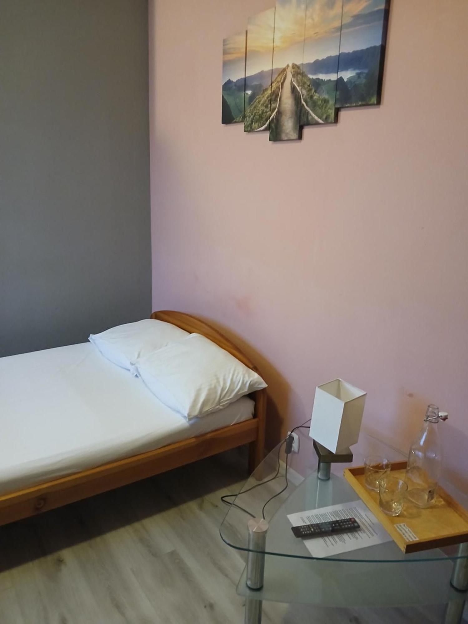 Dom Brama Mazur Bed & Breakfast Ostroda Exterior photo